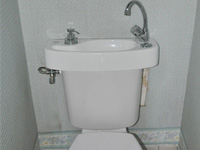 WiCi Concept Wassersparende Handwaschbecken für WC - Herr D (Frankreich - 85) - 1 auf 2